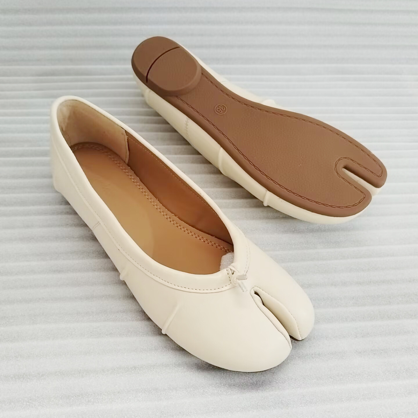 NEW Split Toe Flat Shoes Women - đánh giá và giá Women'S Fashion Shoes